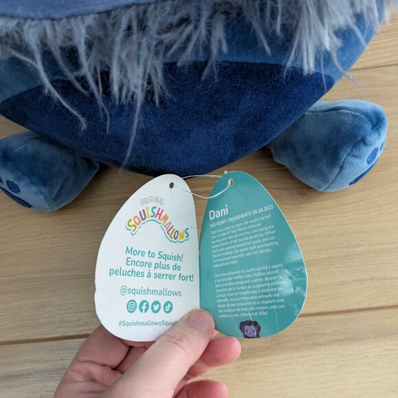 11” Squishmallow Blue Bigfoot Dani - Picture 5 of 6